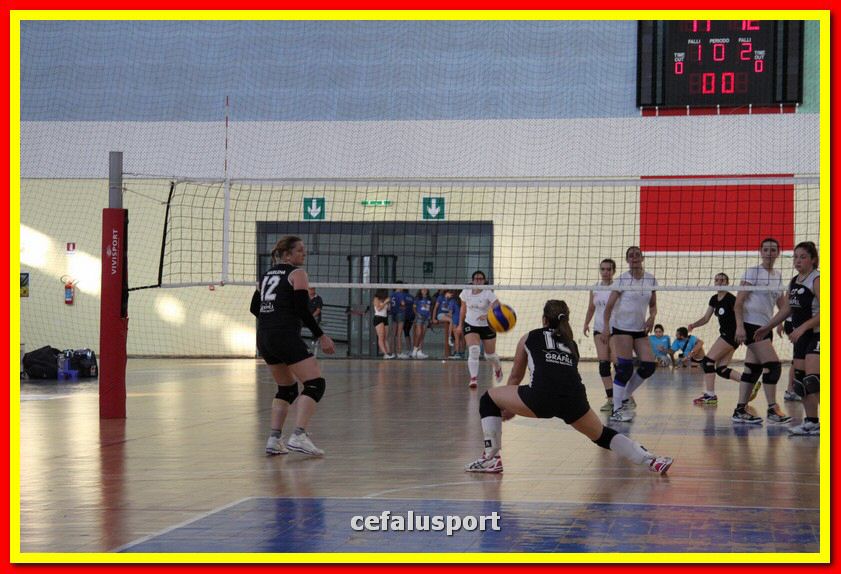 150614 volley 423_tn.jpg